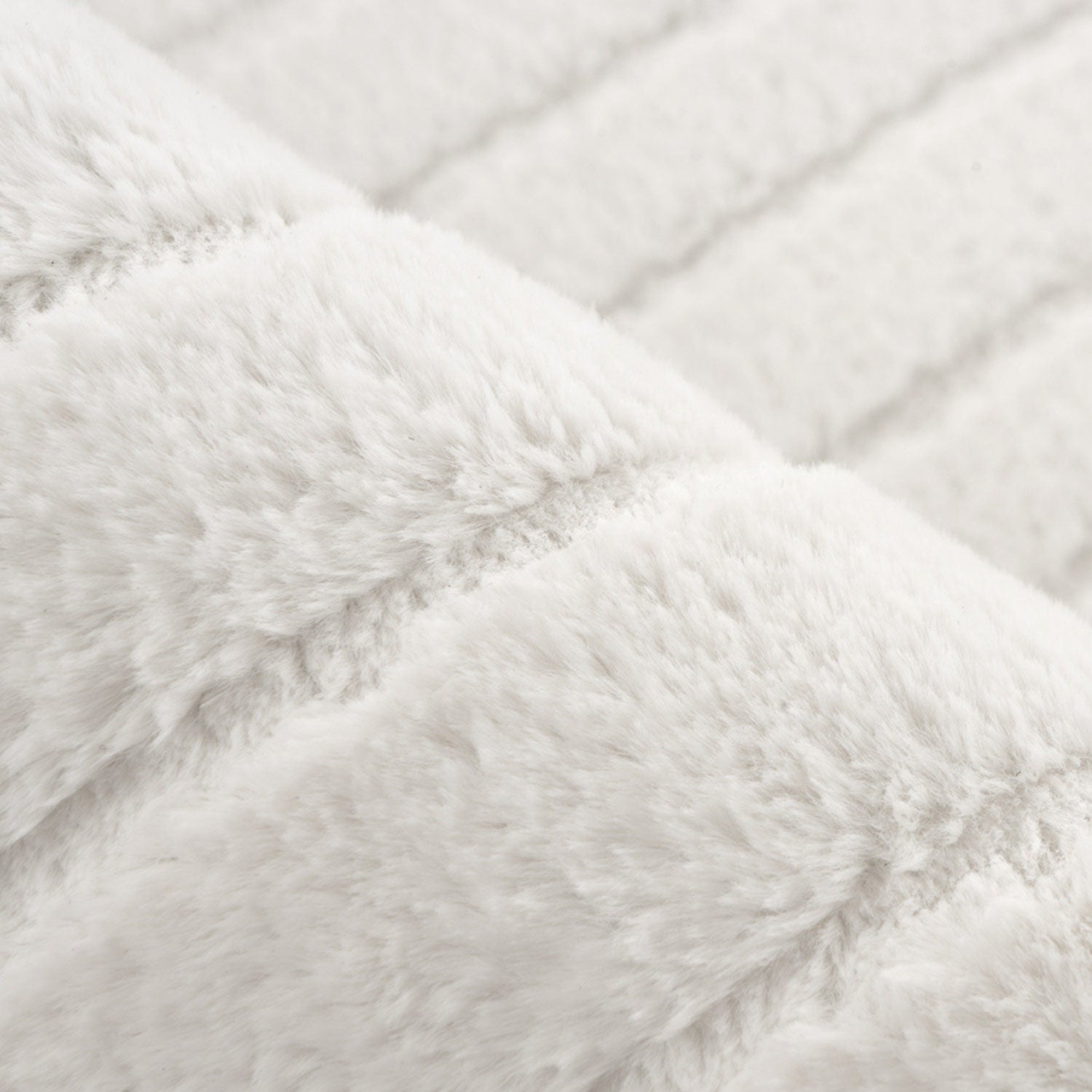 Flora 501 weiß-ivory weicher Soft-Touch-Flor, kuschelig & weich