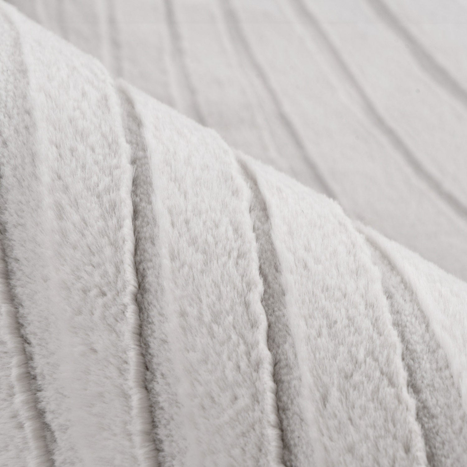 Flora 503 hellgrau-taupe weicher Soft-Touch-Flor, kuschelig & weich